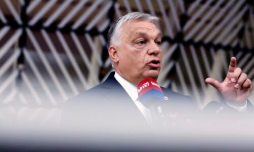 Orbán povedal, že polícia Dúhový pochod v Budapešti nerozoženie, ale straší právnymi postihmi