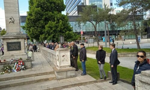 Video: Poradca slovenského premiéra prišiel podporiť boj Košičanov za zachovanie pamätníkov Sovietskej armády