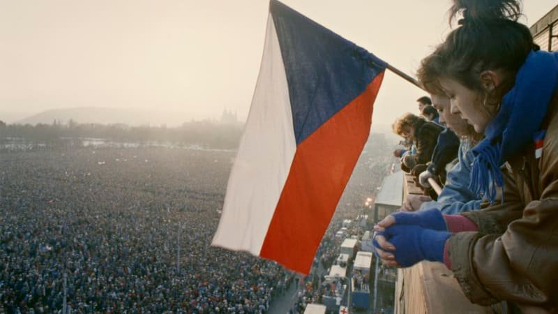Zemřel historik Tesař: Odborník na německou okupaci a jeden z prvních signatářů Charty 77 Zemřel historik Tesař: Odborník na německou okupaci a jeden z prvních signatářů Charty 77