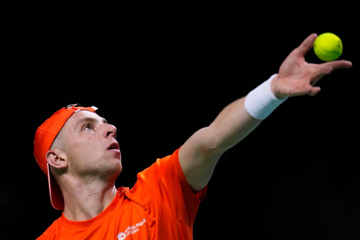ATP Mallorca: Griekspoor zvládol boj o finále, Auger-Aliassime sa nezmohol ani na set