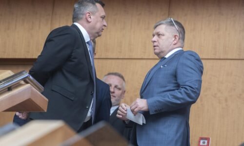 Víťazom bude štát aj firmy, pohoršia si zamestnanci. Zrušenie sviatku má podľa analytika jednorazový prínos
