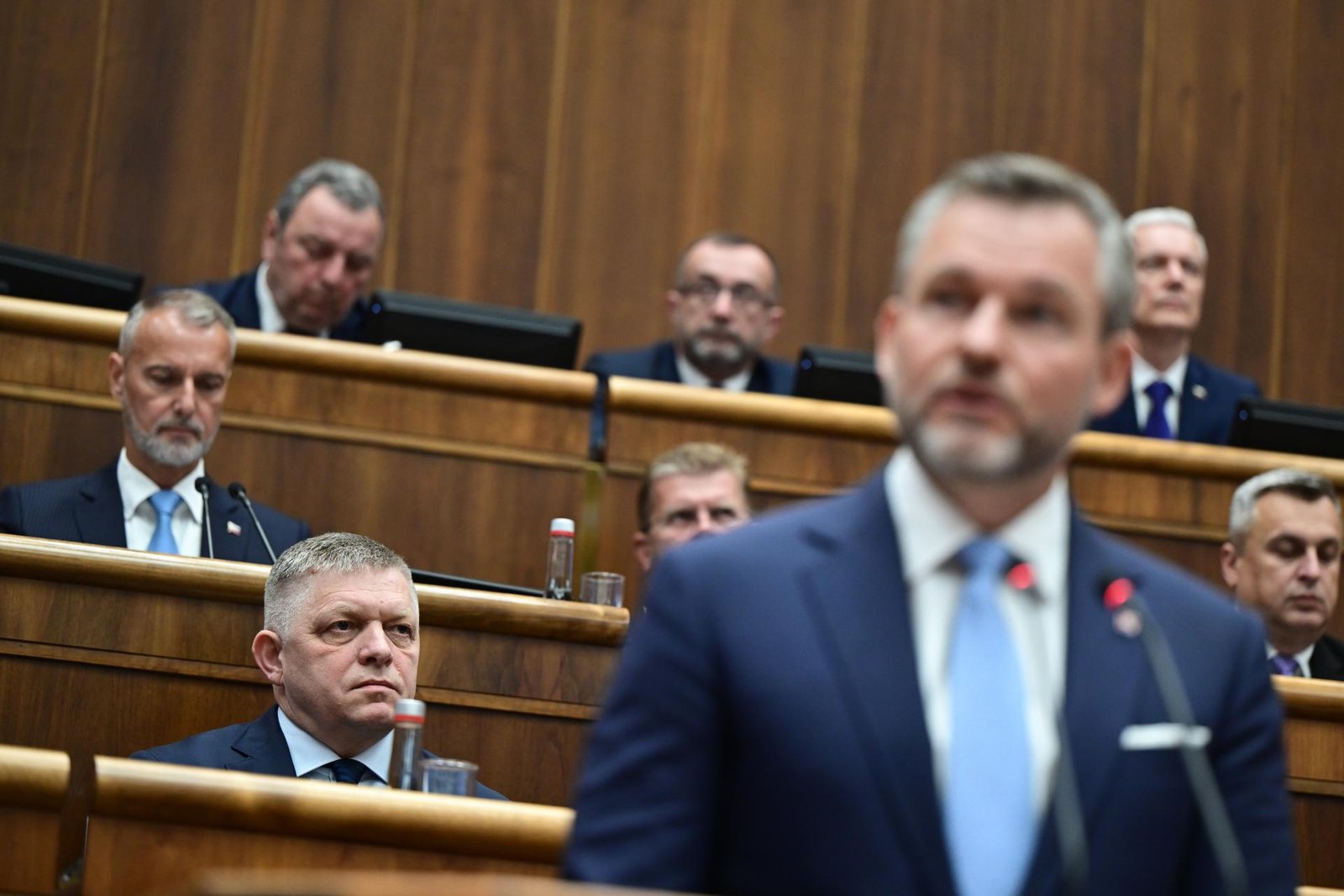 Pellegrini potvrdil, že ide do Kyjeva. Zároveň vyzval Fica, aby vycestoval do inej krajiny a urovnal vzťahy Pellegrini potvrdil, že ide do Kyjeva. Zároveň vyzval Fica, aby vycestoval do inej krajiny a urovnal vzťahy