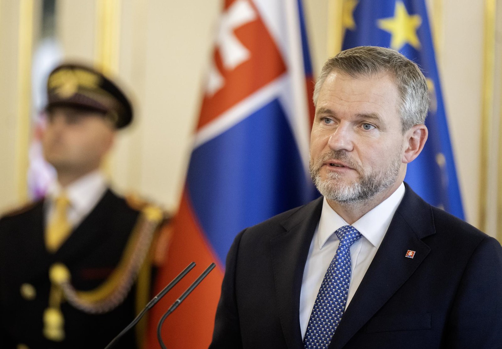 Ukážme politikom, že o konfrontačný štýl nie je záujem. Veľkým hráčom polarizácia vyhovuje, tvrdí Pellegrini Ukážme politikom, že o konfrontačný štýl nie je záujem. Veľkým hráčom polarizácia vyhovuje, tvrdí Pellegrini