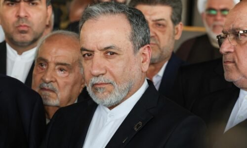Irán varoval pred obmedzením spolupráce s medzinárodnou atómovou agentúrou, ak príjme kritickú rezolúciu