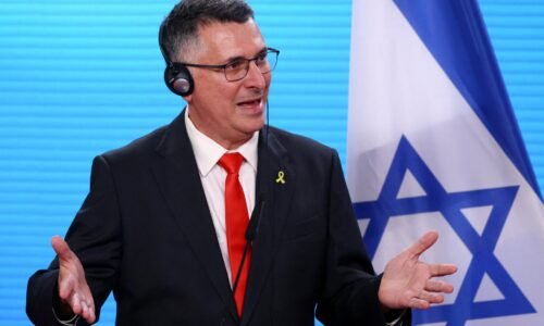 Svet má povinnosť zabrániť Iránu získať jadrovú zbraň, tvrdí izraelský minister Saar