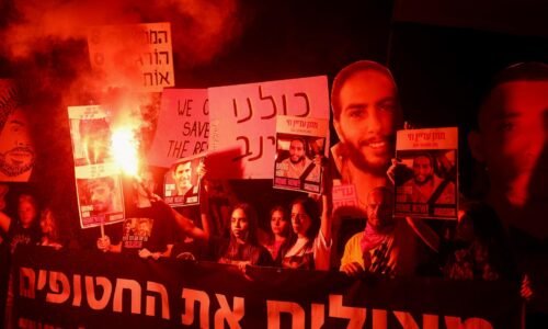 Tisíce protestujúcich v tel avive žiadali prepustenie rukojemníkov