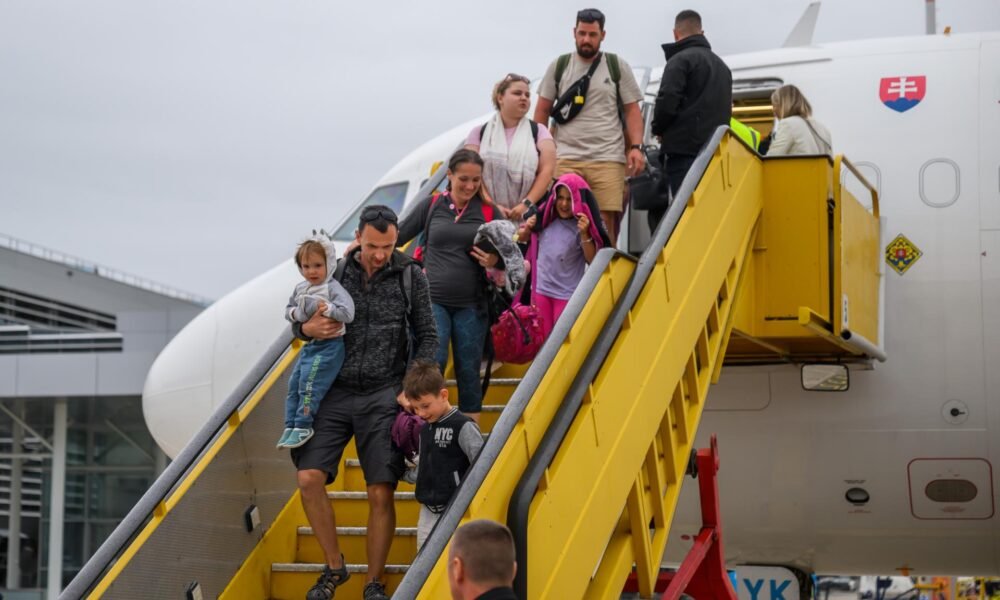 Slovensku sa podarilo zabezpečiť ďalší evakuačný let z Blízkeho východu, previezol 24 ľudí