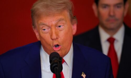 Teraz môžeme prejsť k mieru a harmónii, prehlásil Trump po iránskom útoku. Reakciu Teheránu označil za slabú