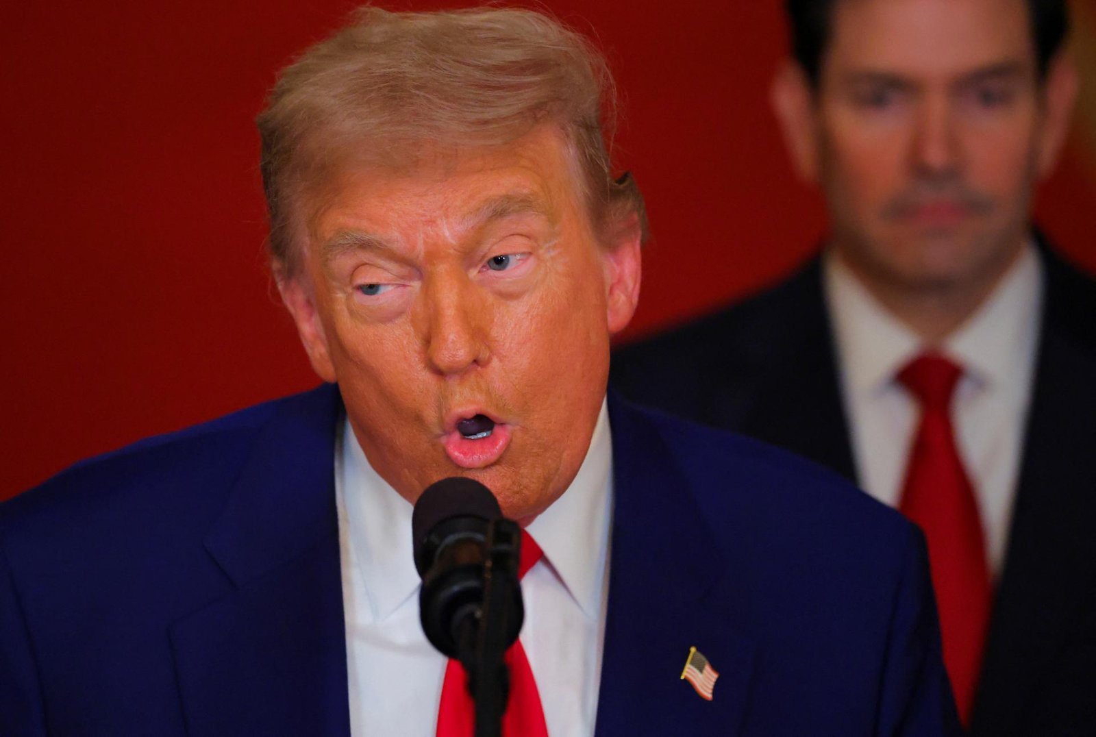 Teraz môžeme prejsť k mieru a harmónii, prehlásil Trump po iránskom útoku. Reakciu Teheránu označil za slabú Teraz môžeme prejsť k mieru a harmónii, prehlásil Trump po iránskom útoku. Reakciu Teheránu označil za slabú