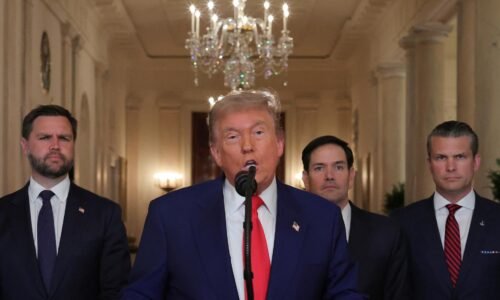 USA zaútočili na tri iránske jadrové zariadenia. Trump oznámil, že sú všetky zničené, Teherán hrozí odvetou