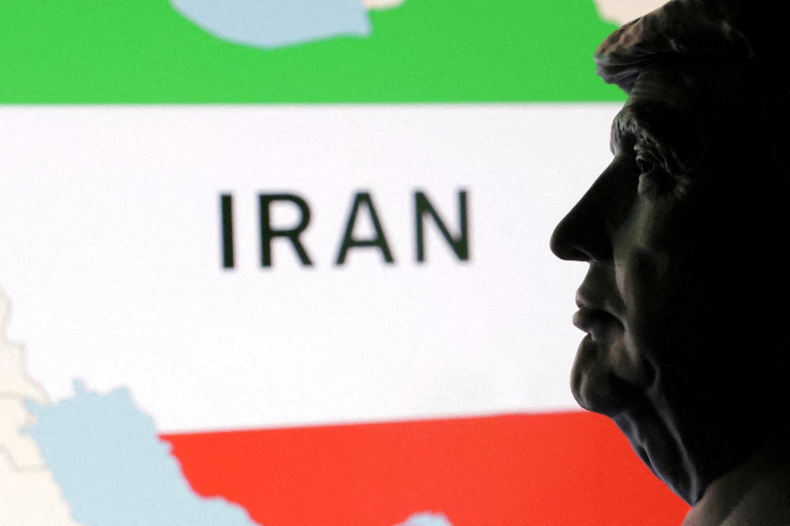Útoky USA na Irán nezničili hlavné zložky jeho jadrového programu, tvrdia zdroje pre CNN Útoky USA na Irán nezničili hlavné zložky jeho jadrového programu, tvrdia zdroje pre CNN