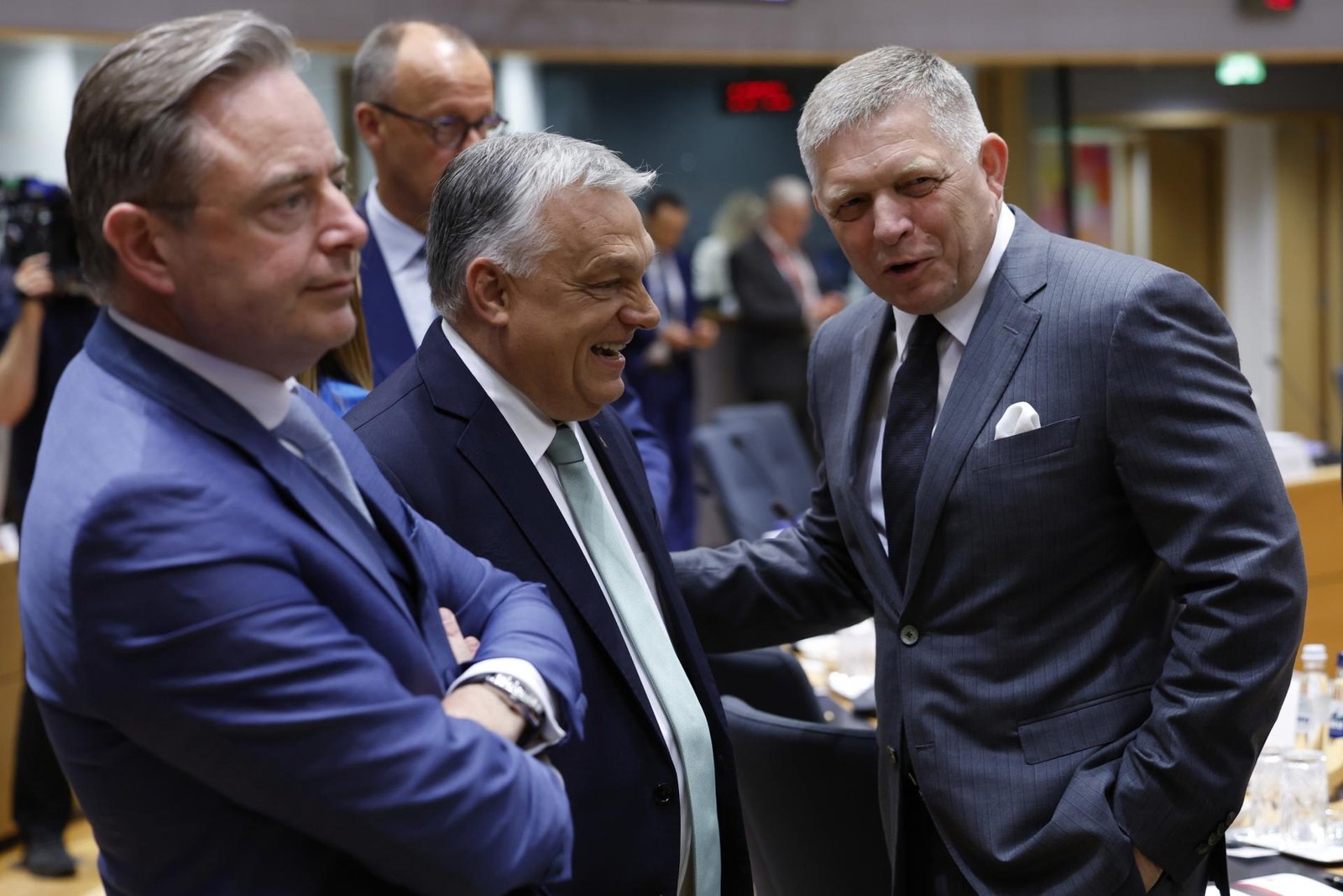 Fico na summite v Bruseli odmietol nový balík sankcií voči Rusku. Vysvetlil postoj vlády k Ukrajine Fico na summite v Bruseli odmietol nový balík sankcií voči Rusku. Vysvetlil postoj vlády k Ukrajine