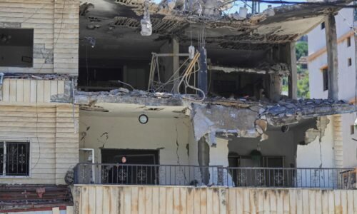 Izraelský dronový útok zabil v Libanone jedného človeka. Jeruzalem útočí aj počas prímeria