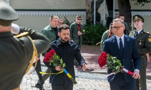 Pre Ukrajinu je nesmierne dôležité udržať si podporu Poľska, povedal Zelenskyj a Dudovi udelil Rad slobody