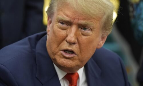 Netanjahu je hrdina. Spojené štáty nebudú tolerovať jeho stíhanie, vyhlásil Trump
