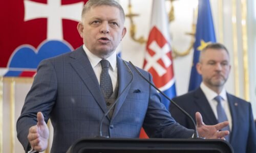 Prezident povedal, že Fico podporí protiruské sankcie. Pozdávajú sa mu aj ďalšie kroky premiéra