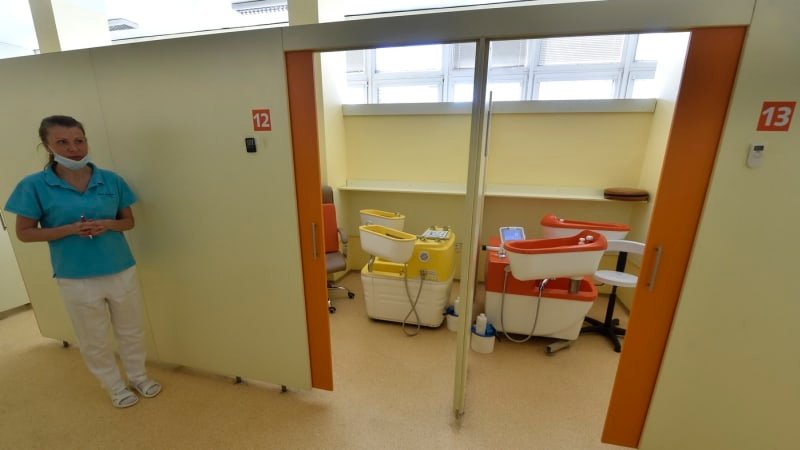Hodonín a Karviná slaví: Získají statut léčebných lázní, který zlepší ochranu přírodních zdrojů Hodonín a Karviná slaví: Získají statut léčebných lázní, který zlepší ochranu přírodních zdrojů
