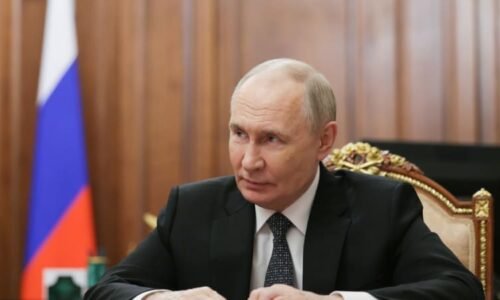 Jsem připraven na setkání se Zelenským, tvrdí Putin. Naznačil, kdy by k němu mohlo dojít
