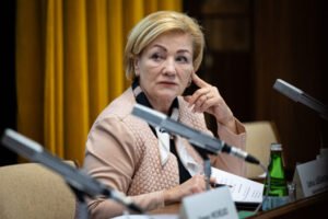 Poslankyňa NR SR Ľubica Laššáková reaguje na klamstvá poslanca Michelka Poslankyňa NR SR Ľubica Laššáková reaguje na klamstvá poslanca Michelka