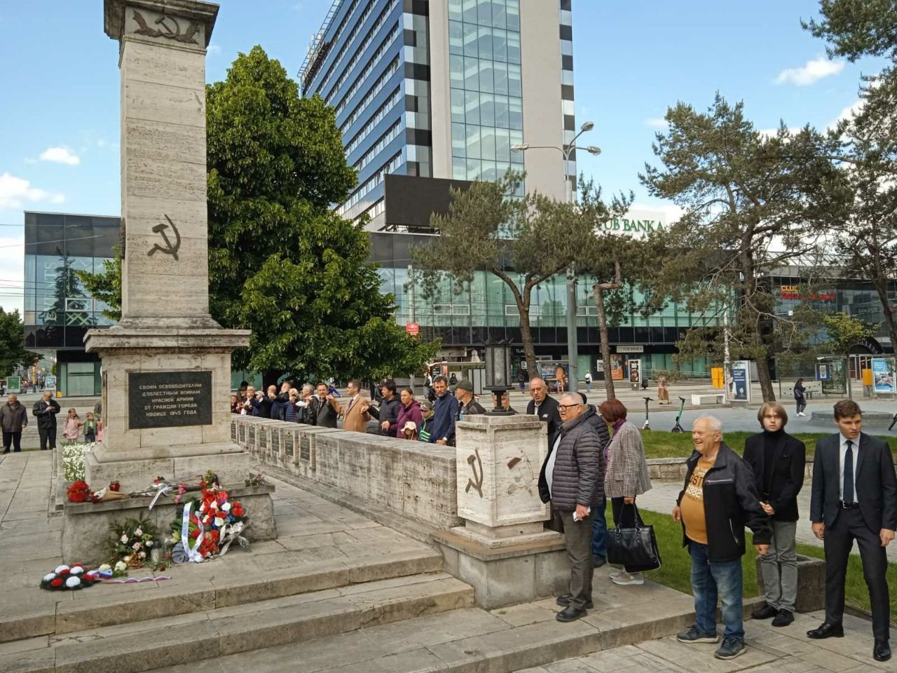 Video: Lži Korzára a Lorinca o petícií za záchranu pamätníka Sovietskej armády vyvracia poslanec Djordjevič