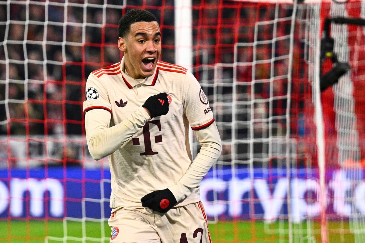 Musiala po problémoch s lýtkom už trénoval, Bayernu bude k dispozícii aj pre duel s Benficou