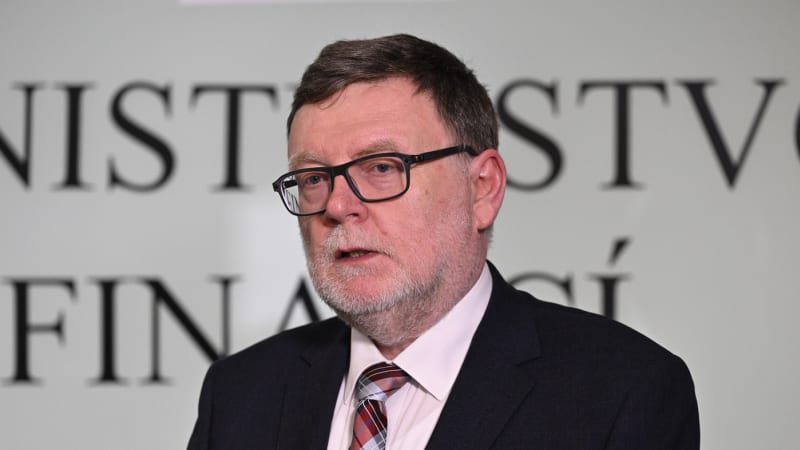 Úředníci Stanjuru před přijetím bitcoinů varovali. Dokument jsem nečetl, brání se ministr