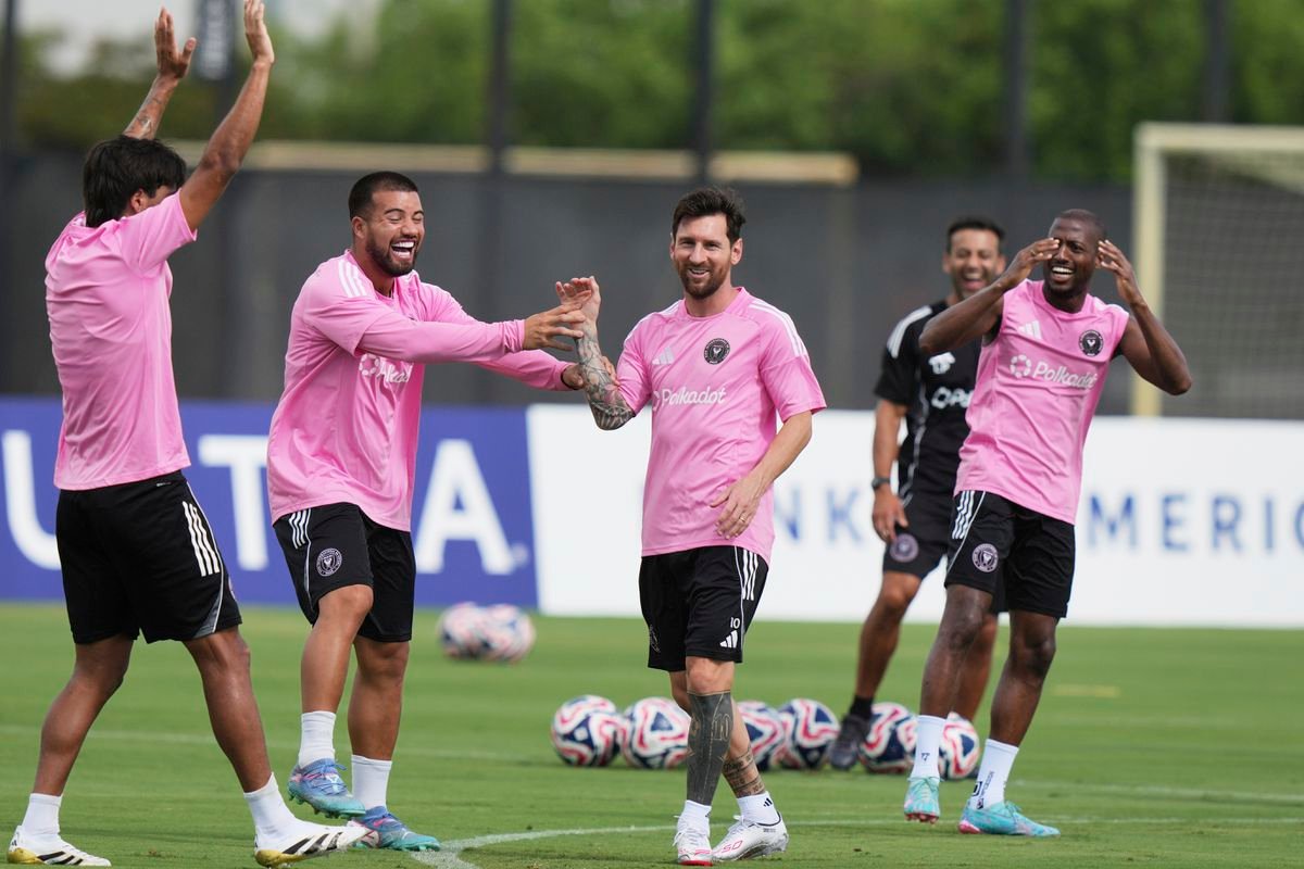 Inter Miami s Lionelom Messim otvorí MS klubov. V úvodnom zápase bude bez zvučného obrancu