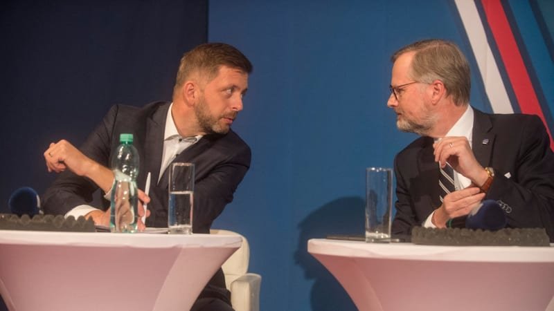 Zákulisí jednání STAN s premiérem. Byl trpělivý a žádal o podporu, Rakušan se přidal Zákulisí jednání STAN s premiérem. Byl trpělivý a žádal o podporu, Rakušan se přidal