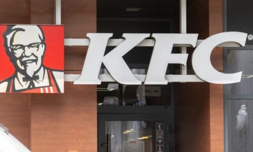 V Dánsku zavřeli všechny pobočky KFC. Provozovatelé podváděli s trvanlivostí masa V Dánsku zavřeli všechny pobočky KFC. Provozovatelé podváděli s trvanlivostí masa