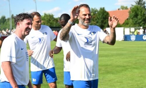 Šmicer přilákal do Chaber české ikony i hvězdy Liverpoolu. Dorazili Heskey, Dudek nebo Fowler