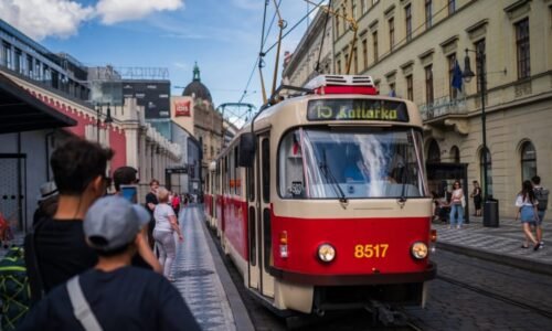 Nejlepší MHD na světě? Praha v žebříčku propadla, vévodí Asie i město bez metra a tramvají