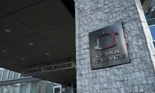 Výsměch, kritizují živnostníci „nové“ televizní poplatky. Ministerstvo změnu pracně hájí