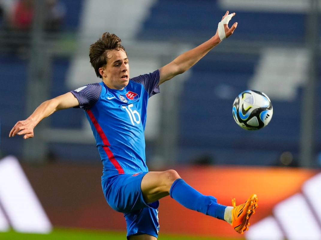 Predpokladaná zostava Slovenska na dnešný otvárací zápas EURO U21 2025 proti Španielsku