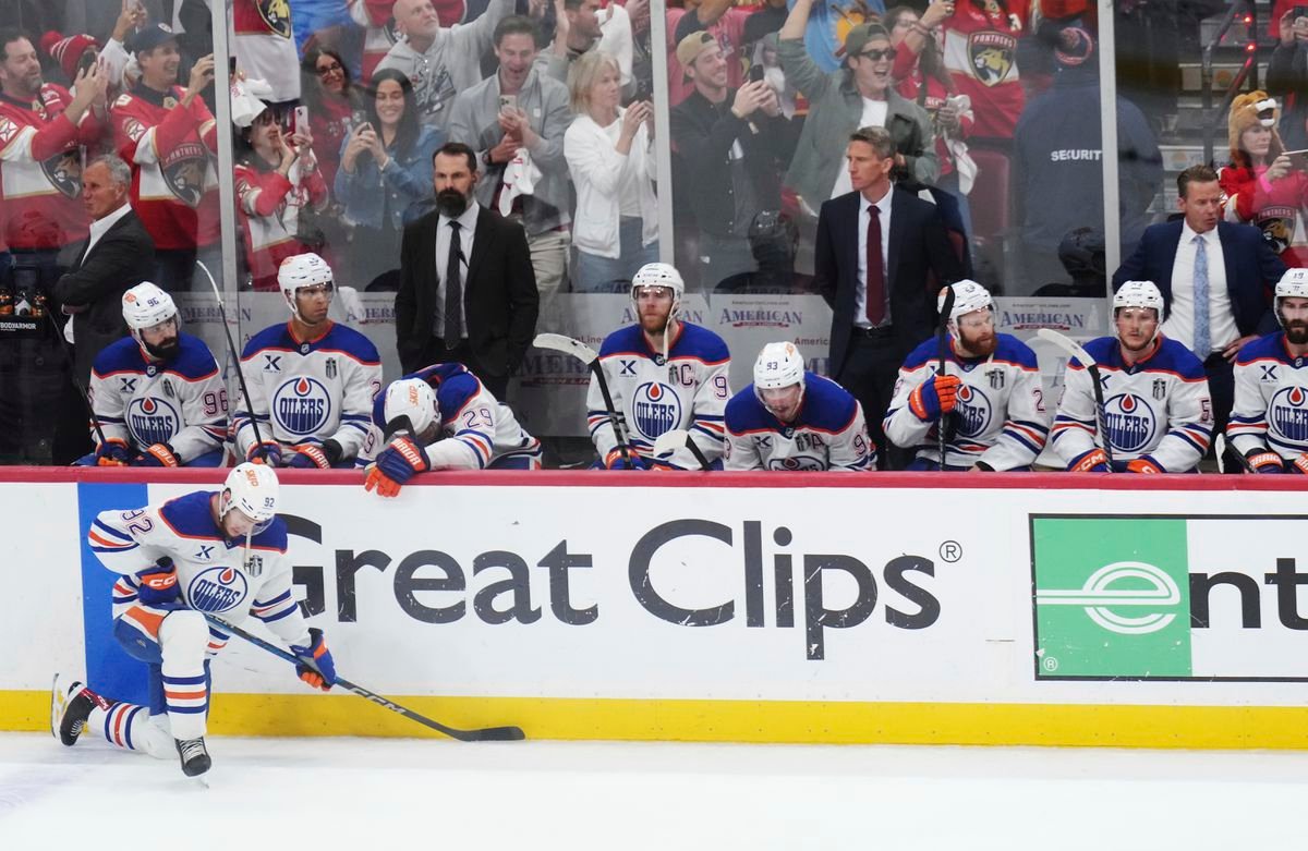 Tretí pokus už nebude? Edmontonu dochádza čas, šance na Stanley Cup sa krátia Tretí pokus už nebude? Edmontonu dochádza čas, šance na Stanley Cup sa krátia