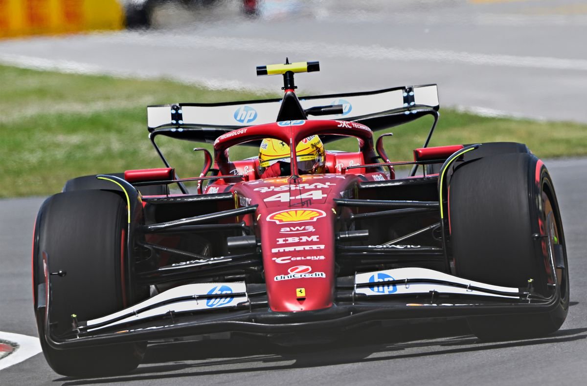 Hamilton nie je spokojný s vylepšeniami Ferrari: Jednoducho nemáme rýchlosť