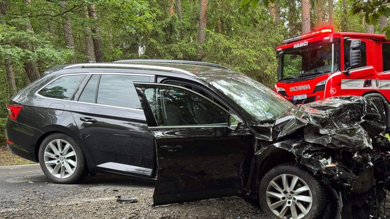 Černá neděle na českých silnicích: Při nehodách zemřelo osm lidí, nejvíc za posledních pět let Černá neděle na českých silnicích: Při nehodách zemřelo osm lidí, nejvíc za posledních pět let