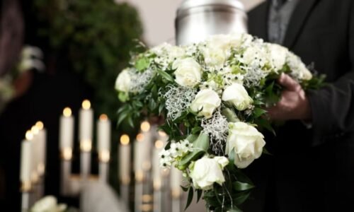 Poslední sbohem 9leté dívce utonulé v Budějovicích. Přes 100 hostů i písně Michala Davida