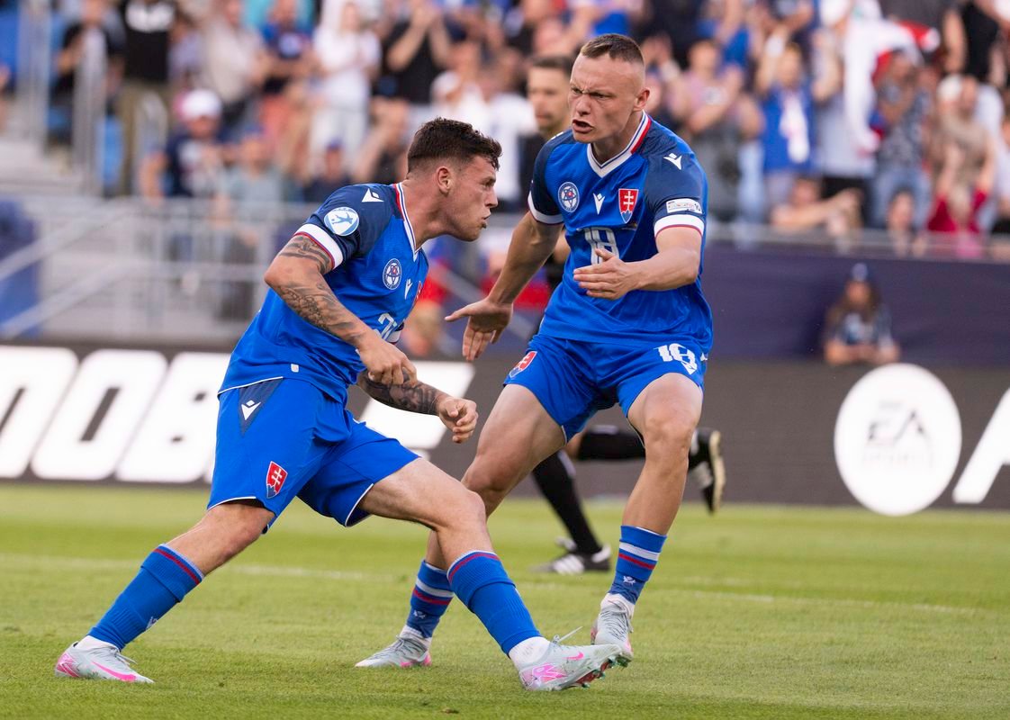 Slováci veria, že si získali fanúšikov. Proti Rumunsku sa rozlúčia s domácim šampionátom