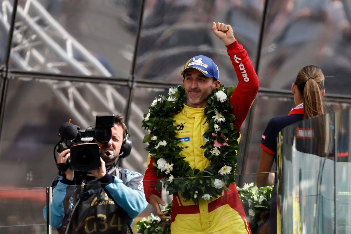 Fernando Alonso po triumfe Kubicu v Le Mans: Je legendou nášho športu Fernando Alonso po triumfe Kubicu v Le Mans: Je legendou nášho športu