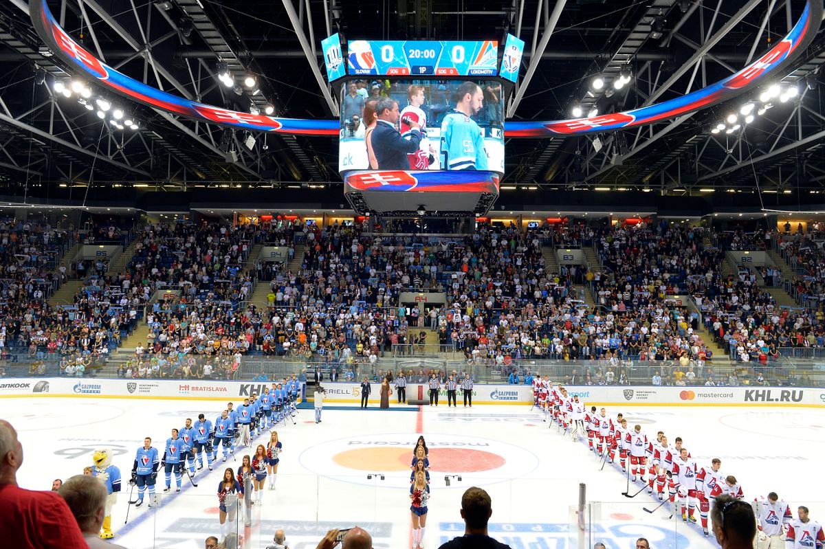 Rastúca lojalita Slovenska voči Rusku. Novinár vyzýva na príchod Slovana či Košíc do KHL Rastúca lojalita Slovenska voči Rusku. Novinár vyzýva na príchod Slovana či Košíc do KHL