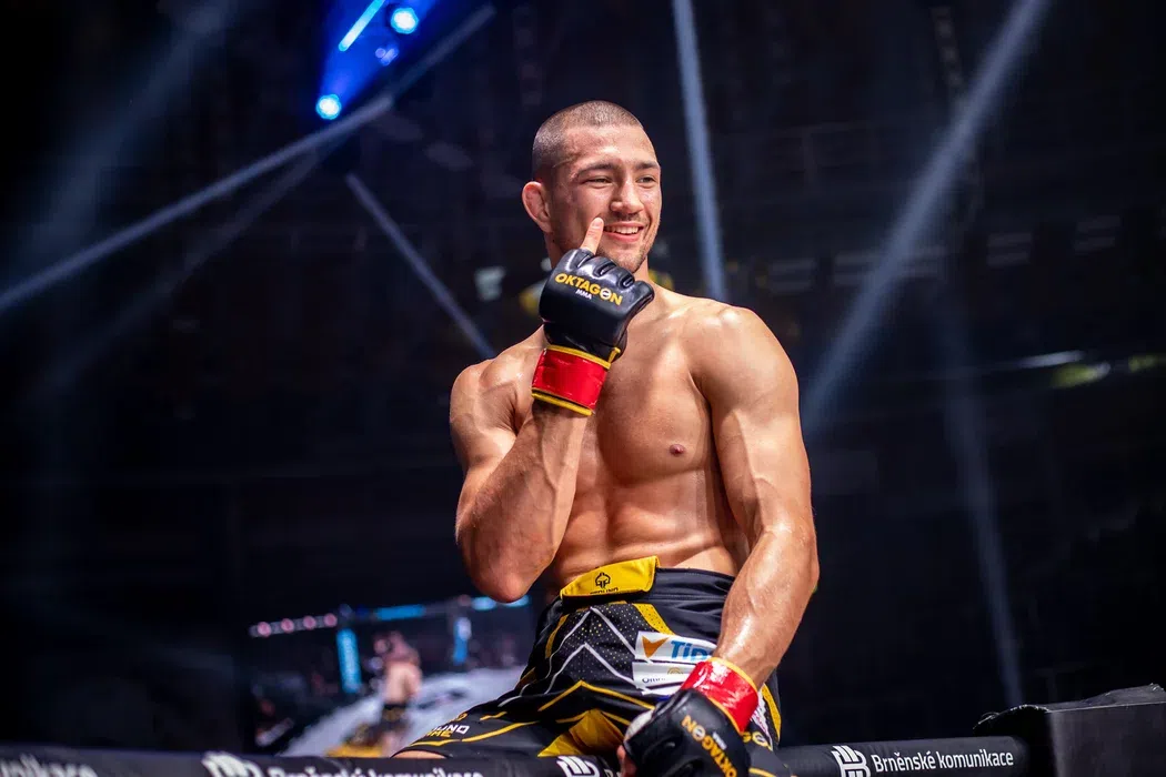 ONLINE Bojan Veličkovič vs Ronald Paradeiser / Oktagon 72