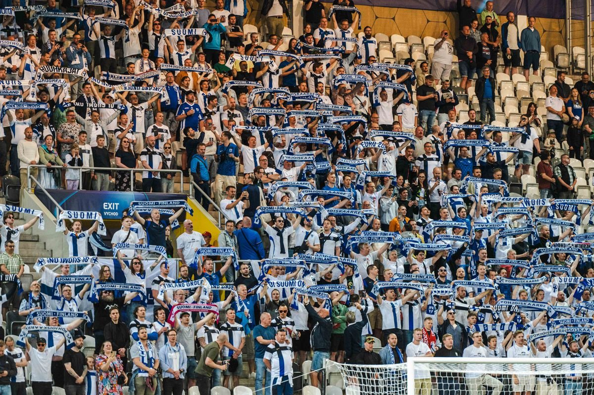 VIDEO Stanú sa „hokejisti“ hitom EURO U21? Niekdajšie meno Barcelony: Dobrý budíček VIDEO Stanú sa „hokejisti“ hitom EURO U21? Niekdajšie meno Barcelony: Dobrý budíček