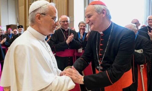 Pápež: Mier nie je duchovnou utópiou, osoba nie je systém algoritmov