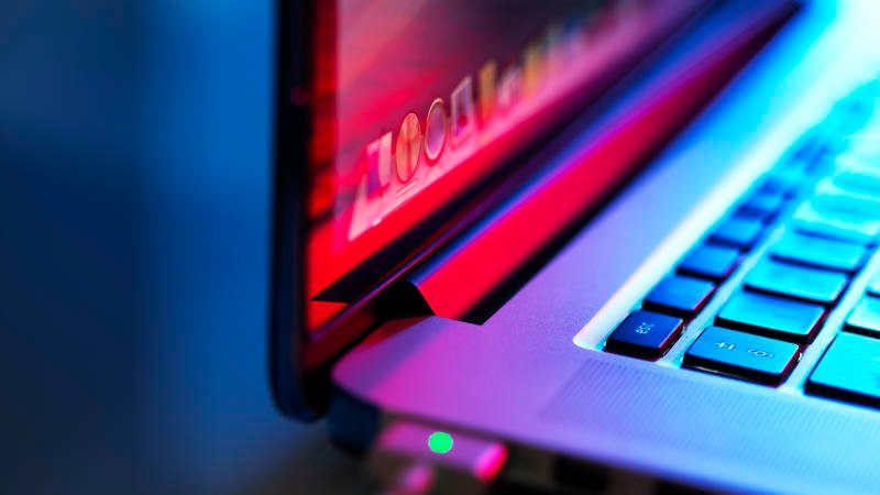 Češi pro kybernetickou ochranu často nedělají ani minimum. Odpovědnost očekávají od druhých Češi pro kybernetickou ochranu často nedělají ani minimum. Odpovědnost očekávají od druhých