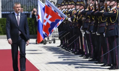 Diplomatické zmeny: Prezident SR vymenoval osem nových veľvyslancov