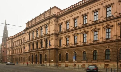 Trestně stíhaný Ukrajinec se nechce vrátit do vlasti. Ústavní soud jeho stížnost zamítl