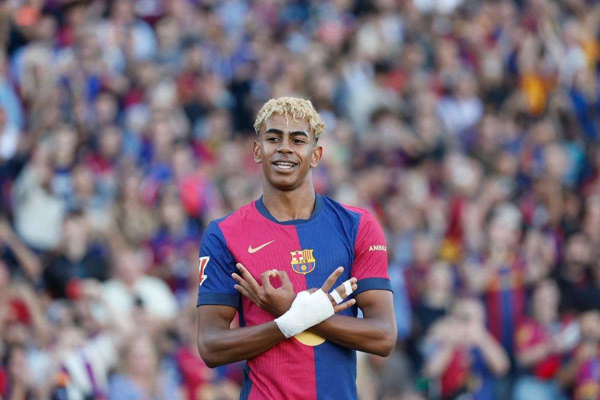Veľká pocta pre Yamala na jeho 18. narodeniny. Barcelona to vníma ako skvelý marketingový ťah