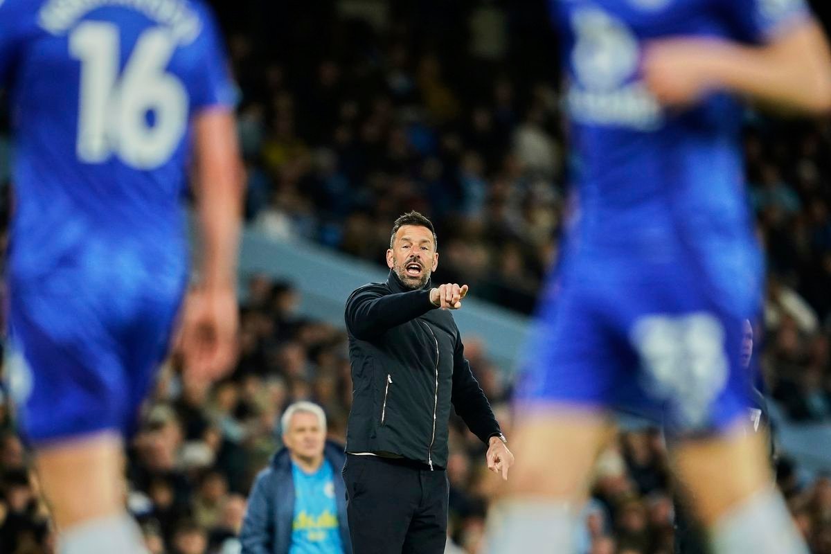 Do Premier League ich nevráti. Ruud van Nistelrooy predčasne skončil