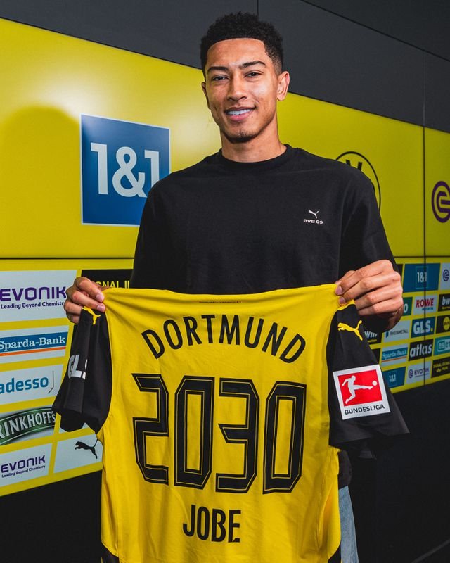 Dortmund zaplatil vopred rekordnú čiastku. Podpísal mladšieho brata hviezdy Realu Madrid