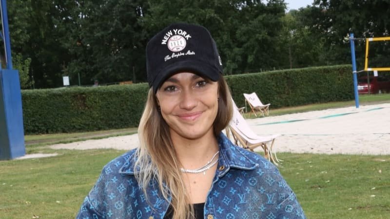 Pokerové hráčce Mlejnkové ztroskotal další vztah. Atletka Bendová už má náhradu Pokerové hráčce Mlejnkové ztroskotal další vztah. Atletka Bendová už má náhradu